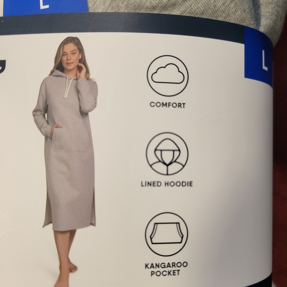 Lands' End Gray Hooded Lounger - Picture 4 of 4